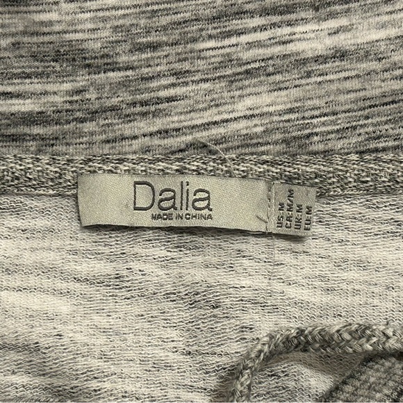 Off Delia Gray Hooded Keyhole Sleeve Dress - Size M - Picture 11 of 12